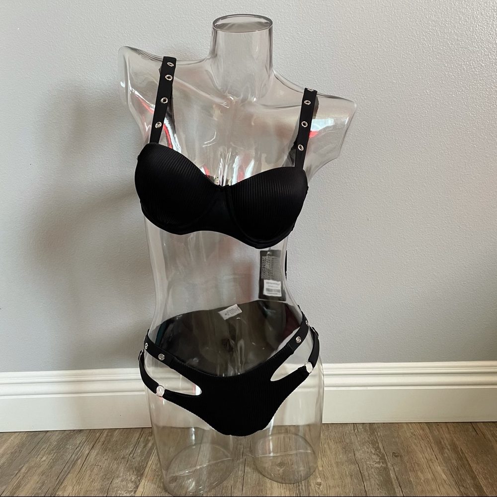 TWO PIECE SWIMSUIT